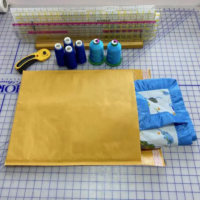 Alt view image 6 of 7 - UOFFICE 100 Kraft Bubble Mailers 14.25x20" - #7 Self-Seal Padded Envelopes