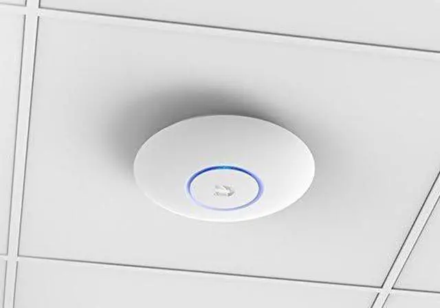 Alt view image 4 of 4 - Ubiquiti Unifi Ap-AC Lite - Wireless Access Point - 802.11 B/A/G/n/AC (UAPACLITEUS), White