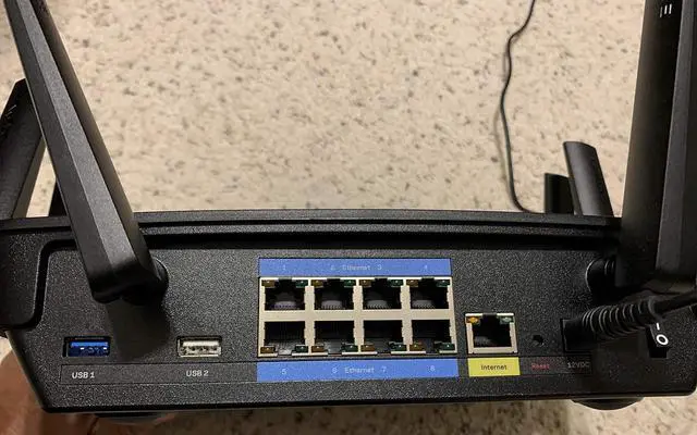 Alt view image 4 of 7 - Linksys WiFi 5 Router, Tri-Band, 3,000 Sq. ft Coverage, 25+ Devices, Speeds up to (AC5400) 5.4Gbps - EA9500