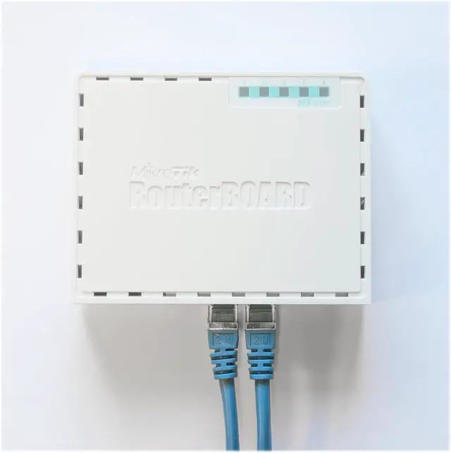 Alt view image 6 of 6 - Mikrotik hEX RB750Gr3 5-port Ethernet Gigabit Router