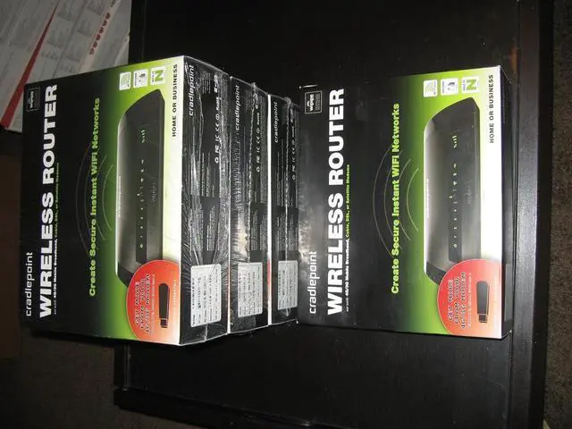 Main image of Cradlepoint Wireless Router MBR95