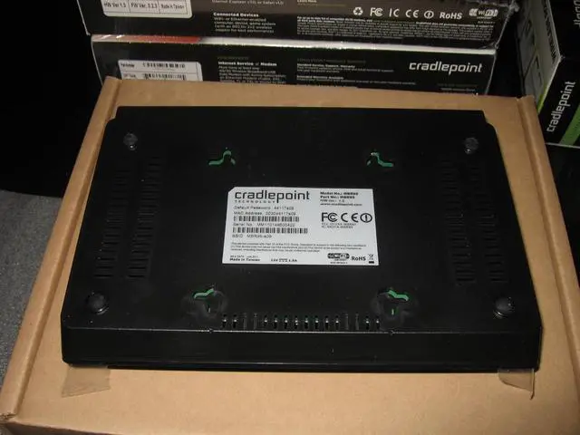 Alt view image 6 of 7 - Cradlepoint Wireless Router MBR95