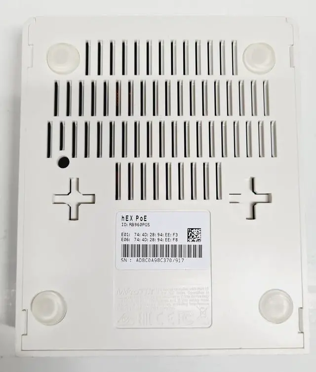 Alt view image 4 of 4 - MikroTik Routerboard hEX PoE RB960PGS 5 Port Gigabit Ethernet Router