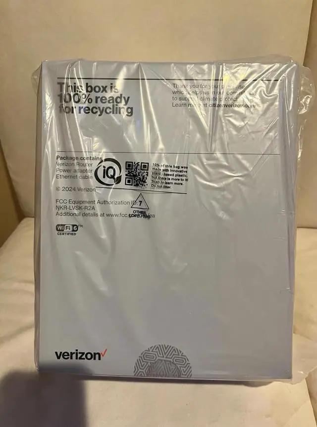 Alt view image 4 of 4 - FIOS CR1000 Wireless Gateway