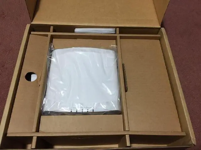 Alt view image 3 of 7 - Ruckus Q410 LTE Wireless Access Point - P01-Q410-US01