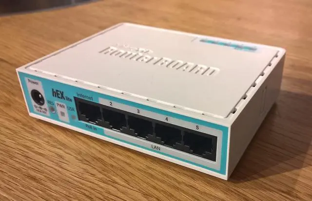 Alt view image 4 of 4 - MikroTik hEX lite Ethernet Router, 5-Port MPLS, RouterOS L4 (RB750r2)