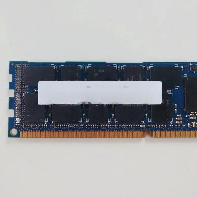 Main image of FOR 1Pcs 8GB 8G 2RX4 PC3-12800R 1600MHZ HMT31GR7CFR4C-PB DDR3 1600 Memory For RAM