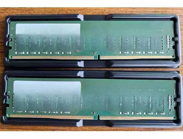 Main image of FOR 1 Pcs 4ZC7A08699 01KR360 For 16G 16GB 2RX8 DDR4 2666 PC4-2666V ECC UDIMM Memory