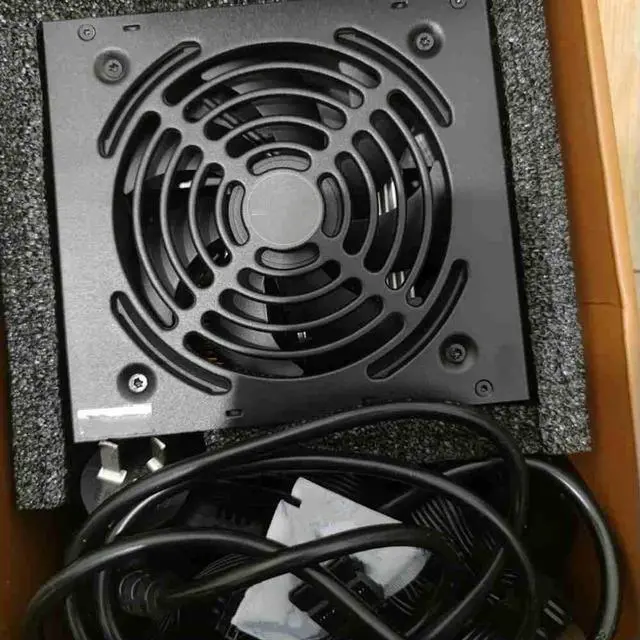 Main image of FOR P550B For ATX 12V Active PFC 550W 60-50 Hz Power