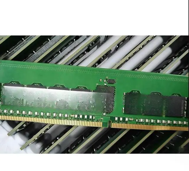 Main image of FOR 1Pcs 32GB 32G 1RX4 DDR4 2933 PC4-2933Y-RC3 HMAA4GR7AJR4N-WM For Memory