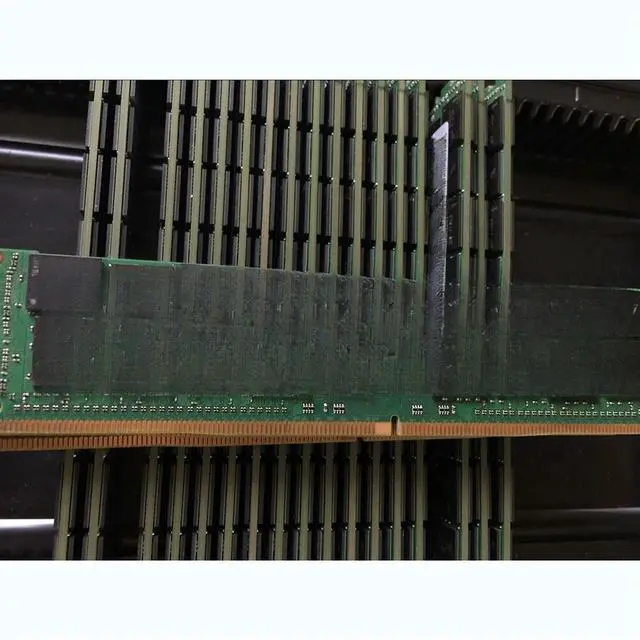 Main image of FOR 1PC SNPPR5D1C/32G 2133 32GB 2RX4 PC4-2133P PR5D1 RIDMM Server Memory