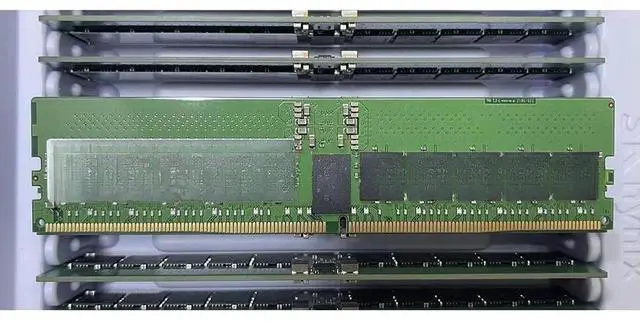 Main image of FOR 1 Pcs HMCG88MEBRA110N 32GB For 16G 2RX8 DDR5 4800 RDIMM Server Memory