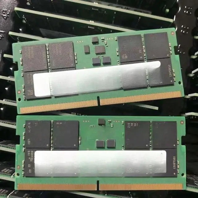 Main image of FOR 1PC 1Pcs M425R4GA3BB0-CQKOD 32GB 32G DDR5 4800MHz 2Rx8 4800B SODIMM Laptop FOR 1PC Notebook Memory