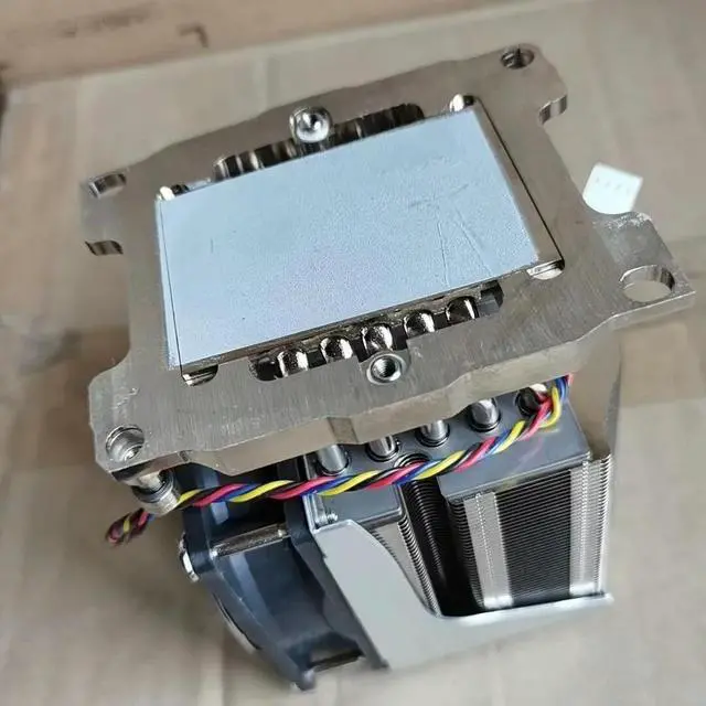 Main image of FOR 4U LGA 3647 LGA3647 interface CPU heat sink server 4-wire speed regulation sil fan With bracket