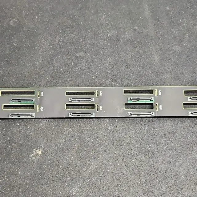 Main image of FOR 0CP90M R7425 R540 8-Bay 3.5 Server Backplane CP90M
