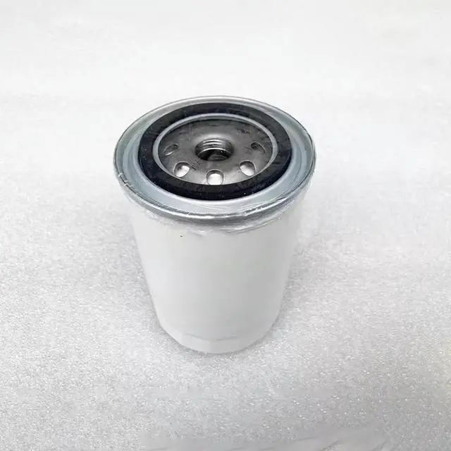 Main image of FOR 1PCS 2654407 2654403 140517050 26561117 Oil Filter Fits for 400 100