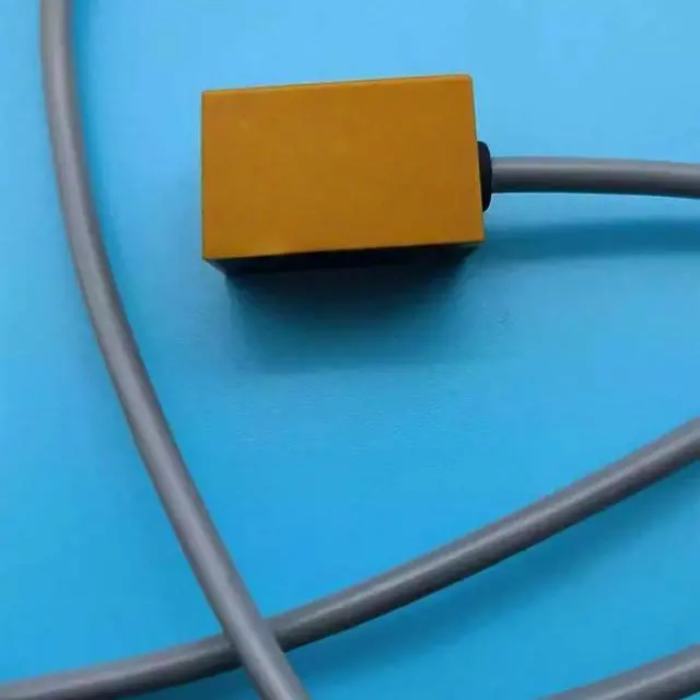 Main image of FOR Combined Force Electric Pallet Truck Access Switch AZ1705PK60 INB-05P16POU Interlock Induction Switch Sensor