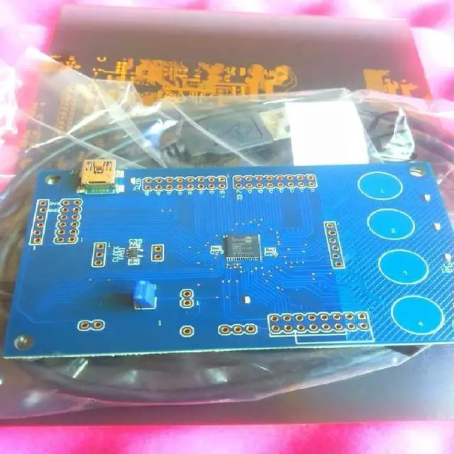 Main image of iCE40LP1K Blink Evaluation Kit