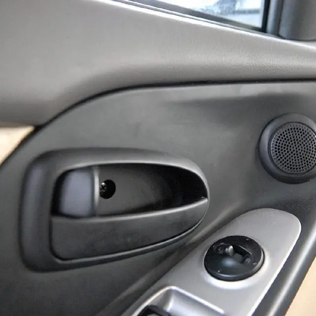 Main image of Door Handle Trim Black Plastic 2001-06