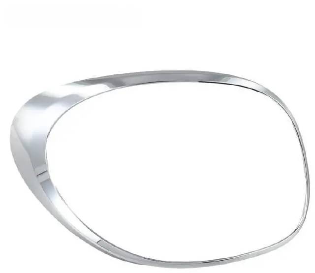Main image of Tail Light Trim Ring 68235995AA 500L