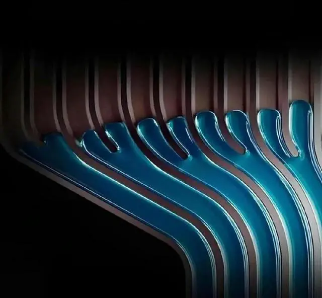 Main image of Copper Heat Pipe Phone Cooler Improves Thermal