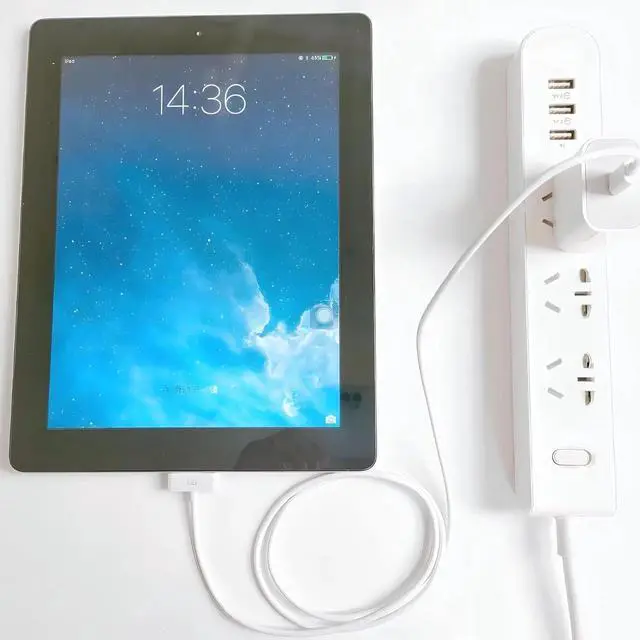 Alt view image 3 of 6 - DIXSG USB C to 30 Pin Data Cable,Type-C to 30-Pin Sync Adapter and Charger Cable 3ft/1m Black