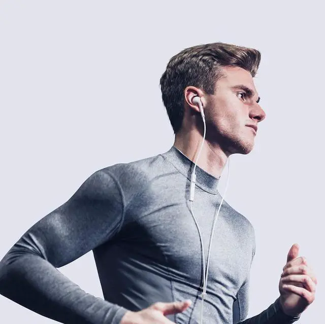 Alt view image 7 of 7 - 2 Packs USB C Headphones for iPhone 16/15 Earbuds with Microphone & Volume Control HiFi Stereo Type C Earphones for Galaxy S23/S22/S21/S20/Ultra Note 10/20, for iPad Pro Pixel 7/6/6a/5/4 and More