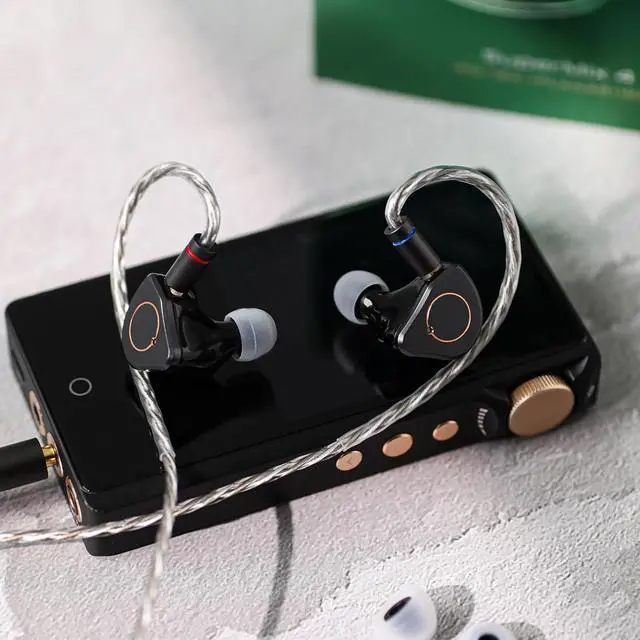 Alt view image 5 of 7 - SIMGOT SuperMix 4 1DD+1BA+1Planar+1PZT Hybrid Drivers Earphones, HiFi in Ear Monitor IEM, Wired Gaming Earbuds with OFC Silver-Plated Cable for Musician Audiophile