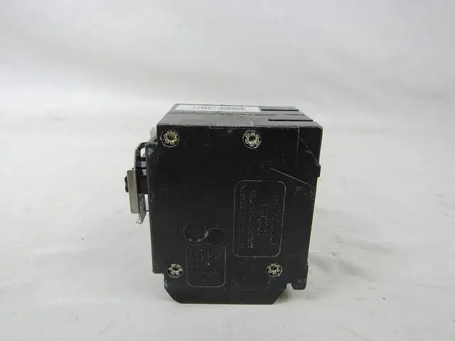 Alt view image 4 of 6 - Cutler Hammer, br430 BR, 230-230 Amp, QUAD Pole, 240 Volt, Molded Case Circuit Breakers from  / Cutler-Hammer / Westinghouse/Challenger/Bryant