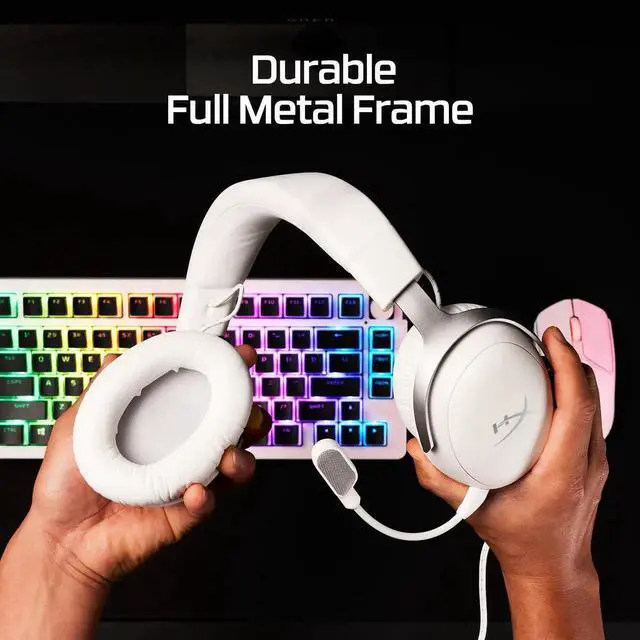 Alt view image 4 of 6 - HyperX Cloud III Wired Gaming Headset, PC, PS5, Xbox Series X|S, Angled 53mm Drivers, DTS Spatial Audio, Memory Foam, Durable Frame, Ultra-Clear 10mm Mic, USB-C, USB-A, 3.5mm White