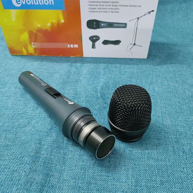 Alt view image 2 of 4 - e845s wired dynamic microphone for KiV stage performances,karaoke hosting, live
streaming.and conference use.