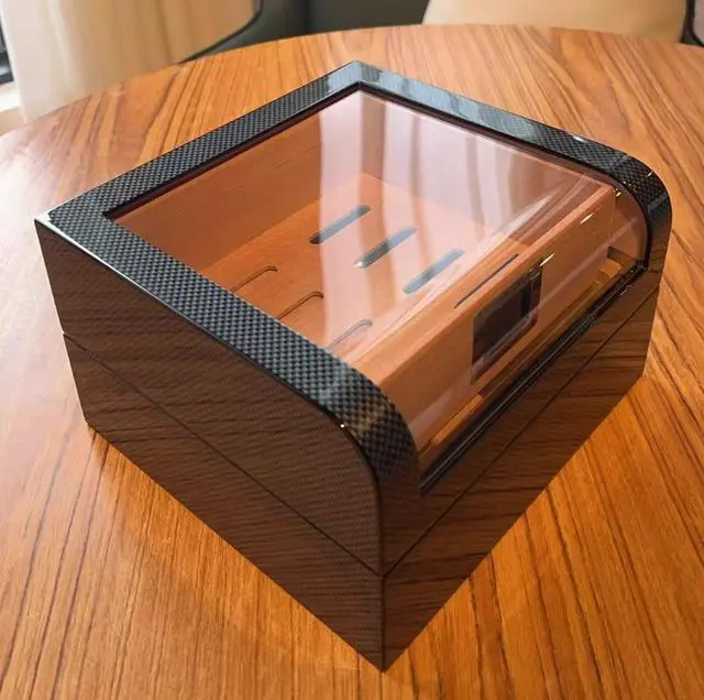 Main image of LCDH 50-80 pieces pack. New model. carbonCiparbox. Moisture-proof box with 2
layers.
