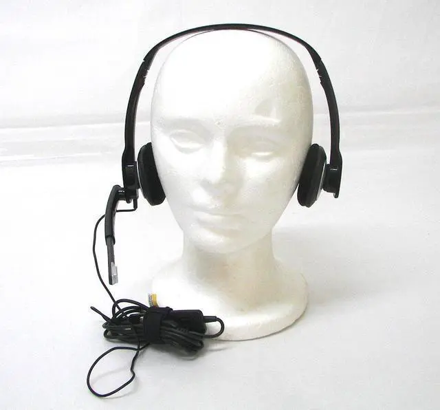 Alt view image 2 of 3 - Stereo Moc USB 80299-02