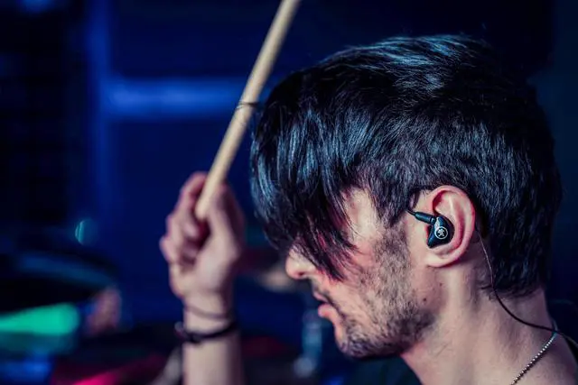 Alt view image 2 of 5 - Mackie MP-220 BTA Dual Dynamic Driver Professional In-Ear Monitors with Bluetooth Adapter