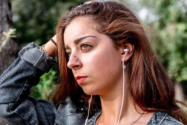 Alt view image 5 of 5 - LUDOS Clamor Wired Earbuds in-Ear Headphones, 5 Years Warranty, Earphones with Microphone, Noise Isolating Ear Buds, Memory Foam for iPhone, Samsung, School Students, Kids, Women, Small Ears - Pink