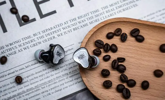 Alt view image 2 of 5 - Linsoul Kiwi Ears KE4 in Ear Monitor, 2DD+2BA Hybrid Earphone & Kiwi Ears Allegro Mini Portable IEM DAC, in Ear Monitor Amplifier