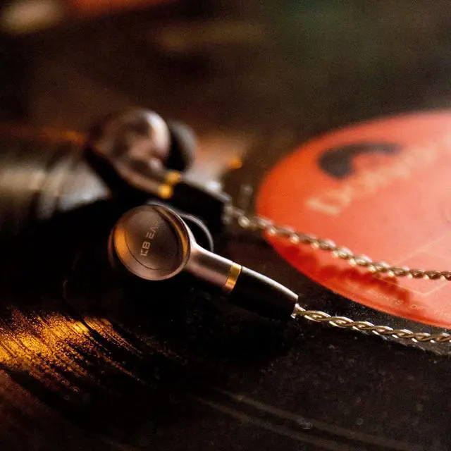 Alt view image 5 of 5 - keephifi in-Ear Earphone [KBEAR Ormosia] Wired HiFi IEM with 10mm DD+ Composite BA in Ear Earbud with MMCX Detachable Cable, Aluminum Alloy Cavity Headphone (Grey)