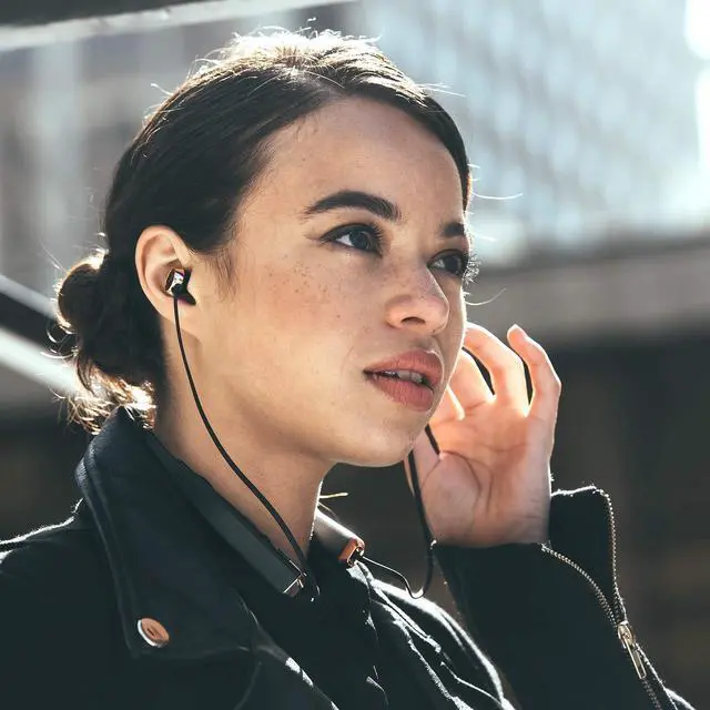 Alt view image 4 of 5 - Sol Republic Shadow Bluetooth Wireless Noise Cancelling Neckband Headphones
