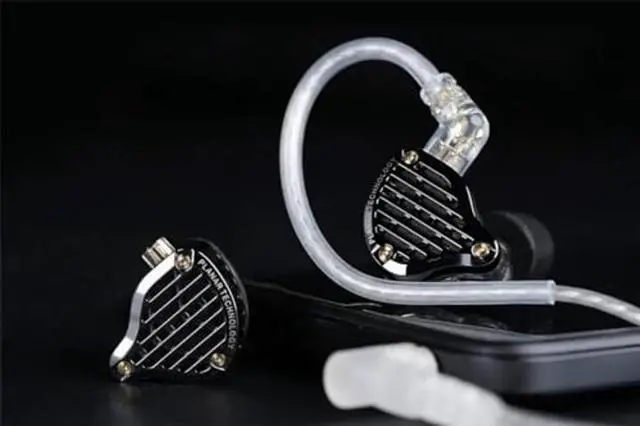 Alt view image 3 of 4 - KZ PR3 Earbuds with Microphone