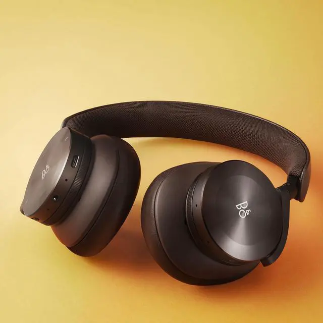 Alt view image 4 of 5 - Bang & Olufsen Beoplay H95 Premium Comfortable Wireless Active Noise Cancelling (ANC) Over-Ear Headphones with 38 Hours Battery Life and Protective Carrying Case, Chestnut