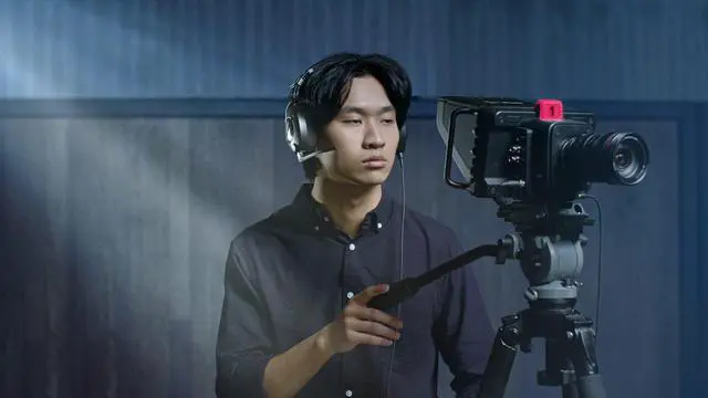 Alt view image 4 of 5 - RODE NTH-100M Professional Over-ear Headset for Media, Broadcast, Podcasting, Content Creation, Streaming, Working From Home,Black