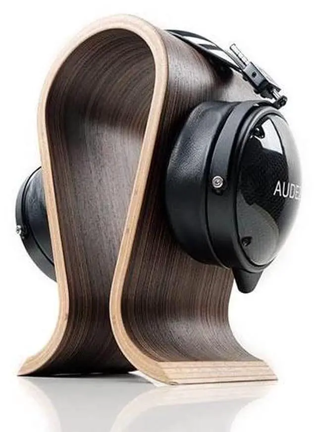 Alt view image 2 of 5 - Audeze LCD-XC Over Ear Closed Back Headphone, Carbon Weave earcups with Suspension Headband, Creator Edition with Economy Carry case - New 2021 Version