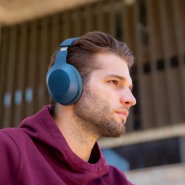 Alt view image 4 of 5 - Soul Electronics Bundle of Blue Noise Cancelling Over-Ear Bluetooth Headset and Beige Wireless On-Ear Headphones, Deep Bass, Foldable, Low Latency