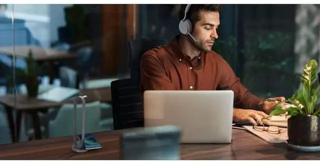 Alt view image 2 of 3 - Yealink BH72 Headset