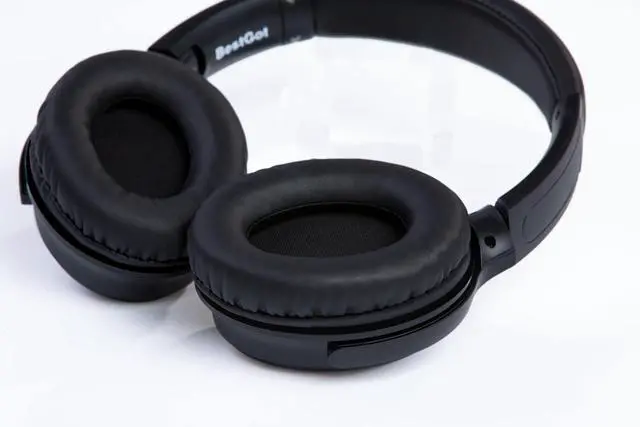 Alt view image 2 of 5 - BESTGOT 772D Headphones Wired, Over-Ear Headphones Foldable Corded Stereo 3.5mm (Black/Blue)