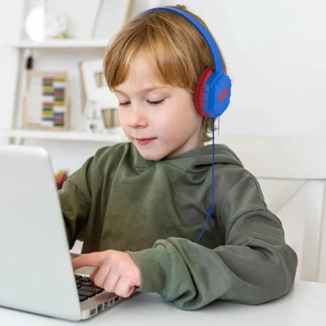 Alt view image 2 of 5 - Olyre Kids Headphones Wired with Microphone Blue/red & Pink/Purple