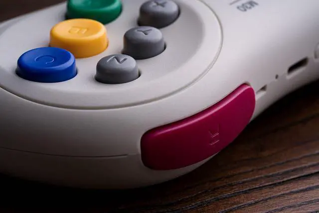 Alt view image 6 of 7 - 8Bitdo M30 Wireless Bluetooth Controller Retro Gamepad for Switch, PC Windows, MacOS, Android, Raspberry Pi with Sega Genesis & Sega Mega Drive Style (White)