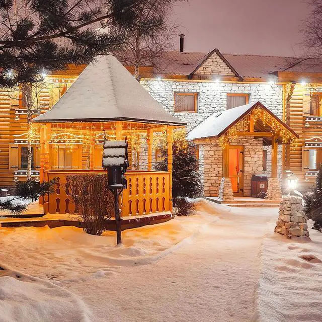 Alt view image 7 of 7 - 32.8ft 400 LED Icicle String Lights, 8 Modes Waterproof Icicle Christmas Lights Outdoor with Memory Function, Curtain Fairy Lights Hanging Decor for Home, Party, Christmas & Halloween (Warm White)