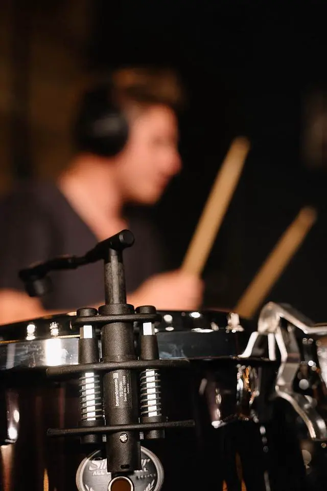 Alt view image 2 of 3 - beyerdynamic TG D58 Condenser Clip-On Cardioid Microphone with Flexible Gooseneck, for Drums and Percussion