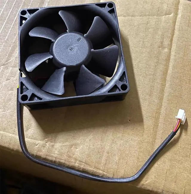 Alt view image 2 of 2 - DC12V 0.6A SB120825BU 8025 8cm 3-Wire Chassis Large air Volume Cooling Fan